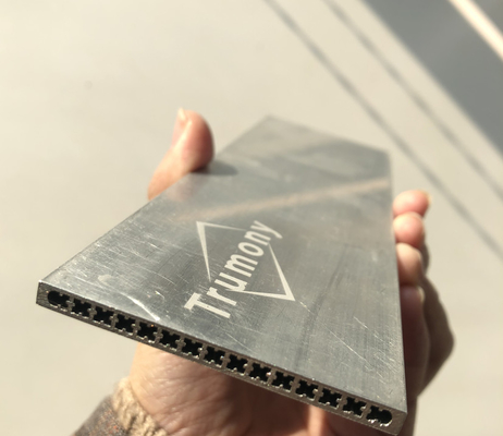Wykończenie płaskiego młyna kondensacyjnego Aluminiowa rura wytłaczana z wieloma portami
