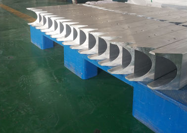 Srebrne aluminiowe części zamienne Radiator Chłodnica oleju Kolektor chłodnicy powietrza do samochodu samochodowego