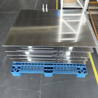 Jakość Stamping Continuous Brazing Aluminium Water Cooled Plate Liquid Cold Plate For Utility Scale ESS And Heavy-Duty Power Electronics fabryka