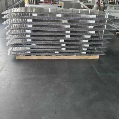 Jakość Niestandardowa płytka chłodząca płynem z aluminium, mikro kanał do pryzmatycznej baterii 500x300 mm fabryka